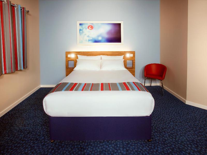 Travelodge Ryde  Eksteriør bilde