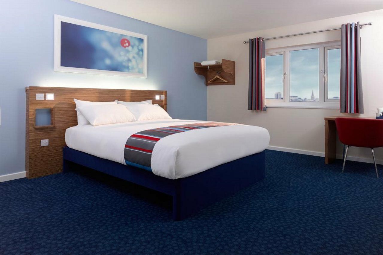 Travelodge Ryde  Eksteriør bilde